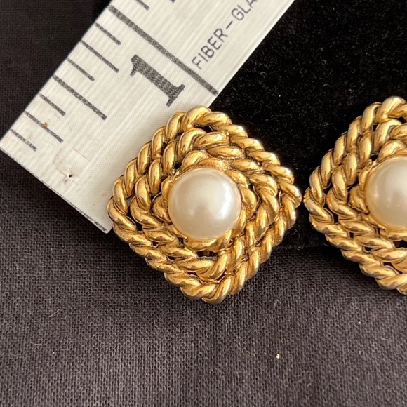 Vintage Faux Pearl Earrings - Picture 8 of 14